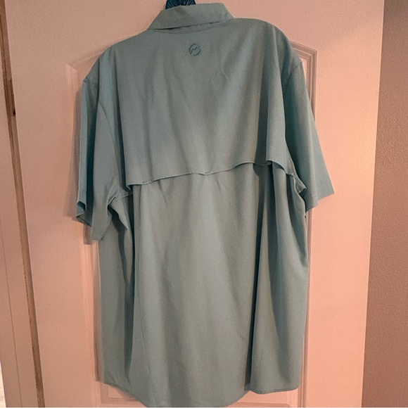 Magellan Outdoors Men's Light Blue Button Down Shirt - Picture 2 of 4